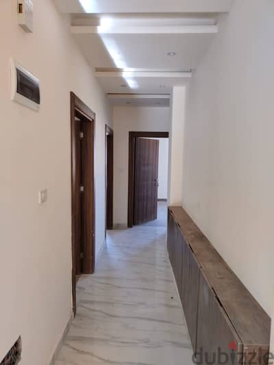 شقة ارضية مساحتها (164) متر مربع للبيع في شفا بدران _ الكوم 3
