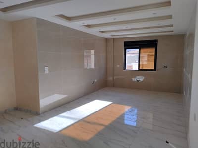 شقة ارضية مساحتها (150) متر مربع للبيع في شفا بدران _ الكوم 12