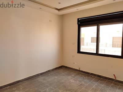 شقة ارضية مساحتها (150) متر مربع للبيع في شفا بدران _ الكوم 16