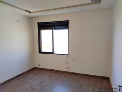شقة طابقية  مساحتها (150) متر مربع للبيع في شفا بدران _ الكوم 4