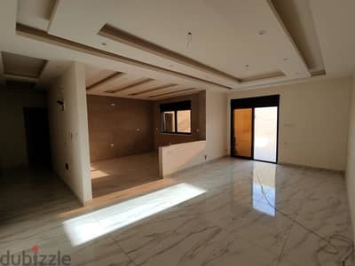 شقة ارضية مساحتها (150) متر مربع للبيع في شفا بدران _ الكوم 1